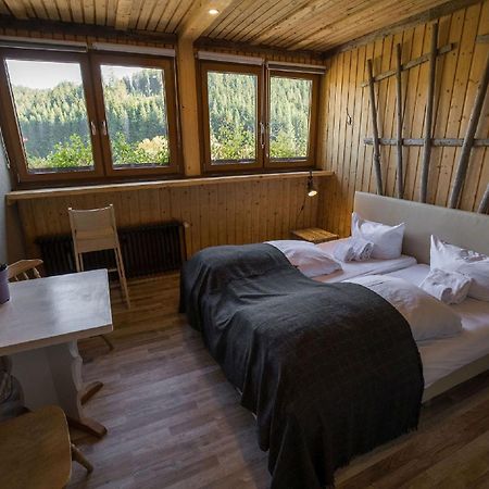 Berghotel Und Restaurant Kraeuter Chalet Furtwangen Exteriér fotografie