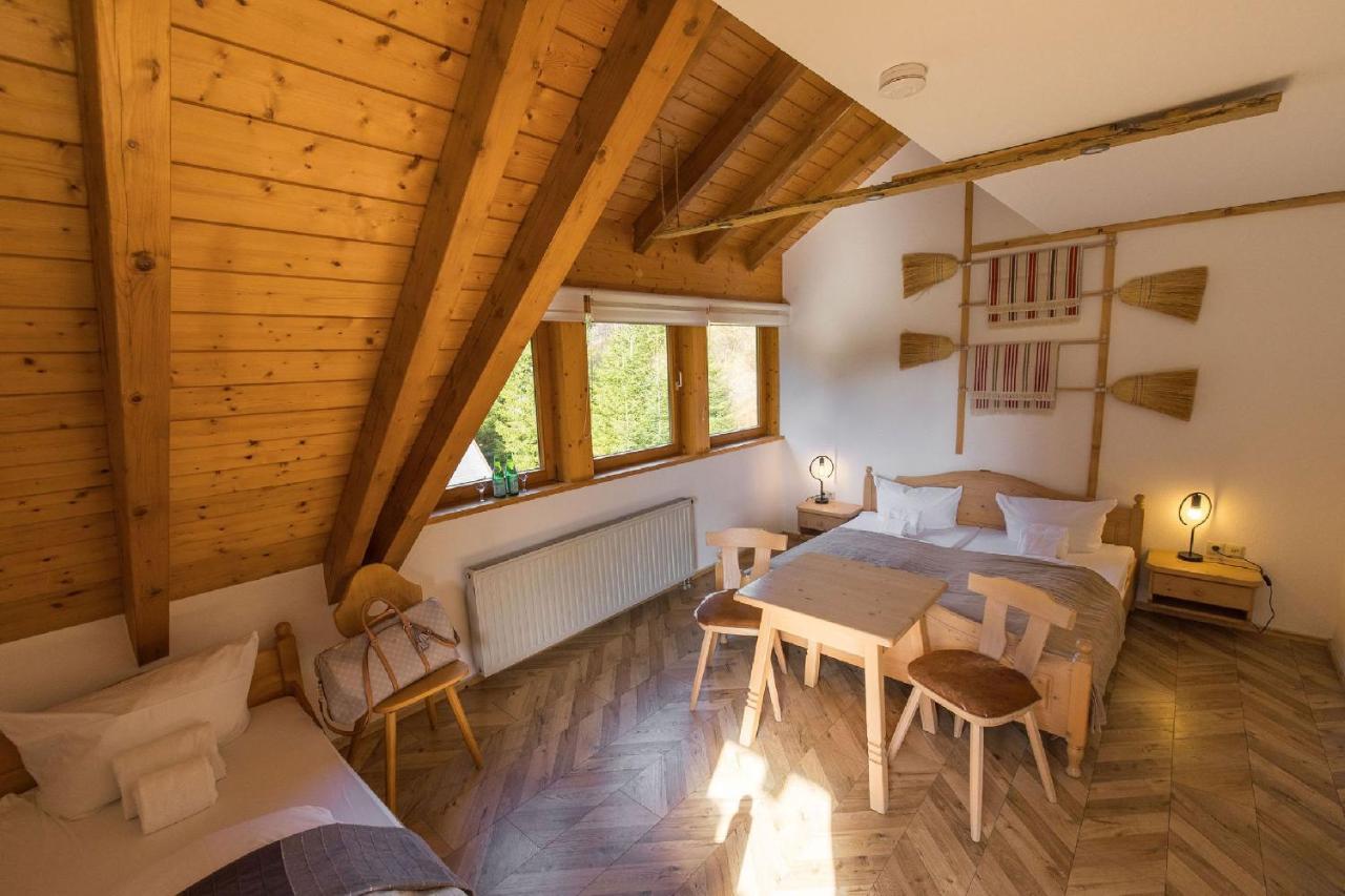 Berghotel Und Restaurant Kraeuter Chalet Furtwangen Exteriér fotografie